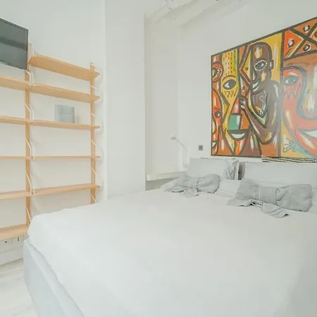 Апартаменты 2 Bedroom With The Location Of In 2nd Arr