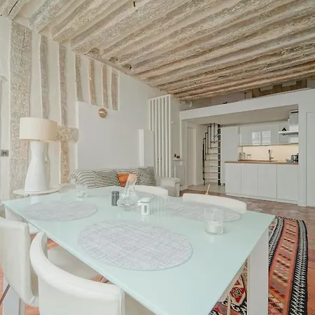 2 Bedroom With The Location Of In 2nd Arr Апартаменты Париж